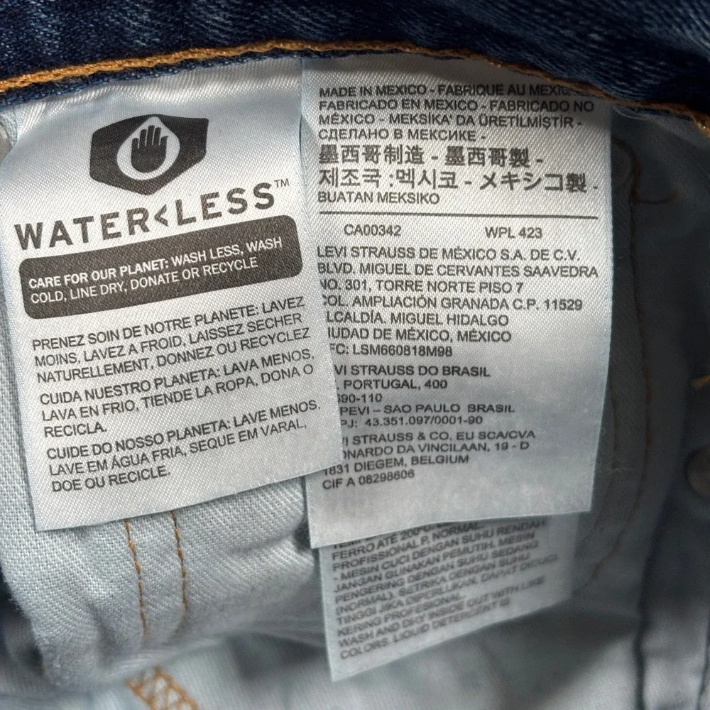Levis levi 517